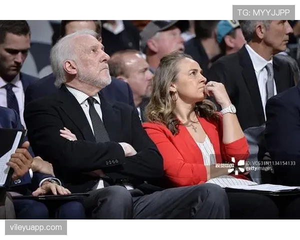 裁判权威如何影响判罚？规则赋予的权力边界解析